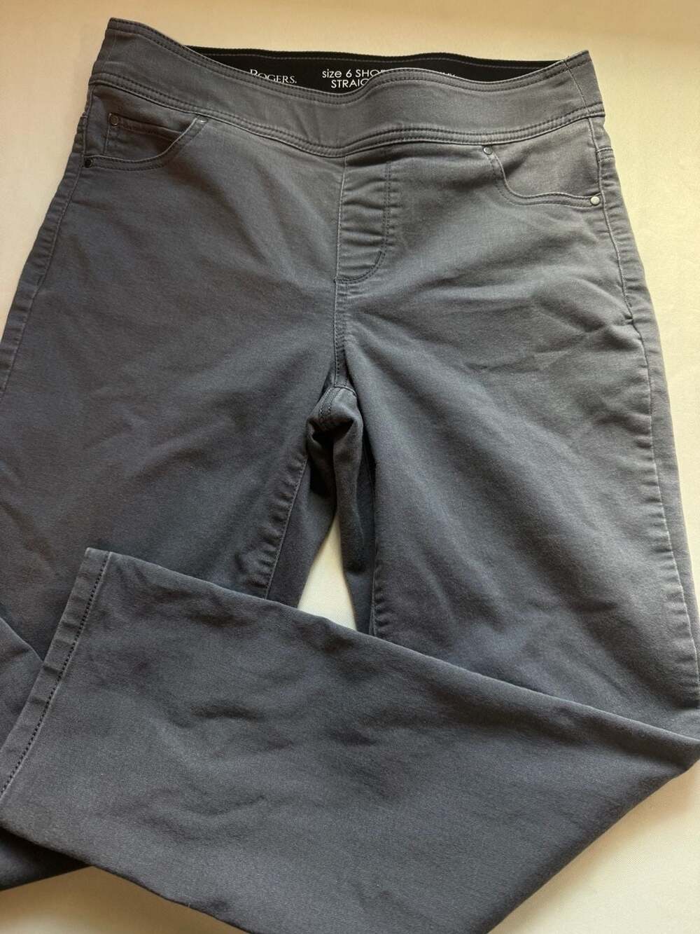Black Pull On Straight Leg Pants Tummy Control Office Siren Women’s 6 Short